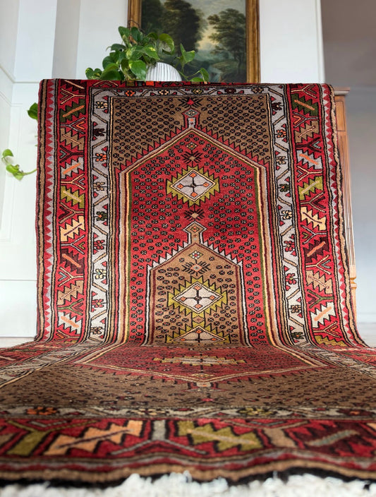 Vintage Cedar & Olive 3’5 x 6’5 circa 1950-1965