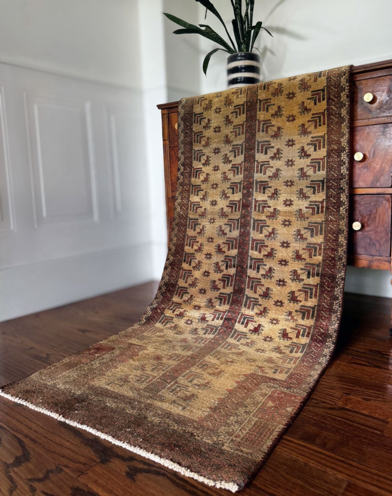 Vintage Anatolian Kars Runner 2’ 4 x 6’