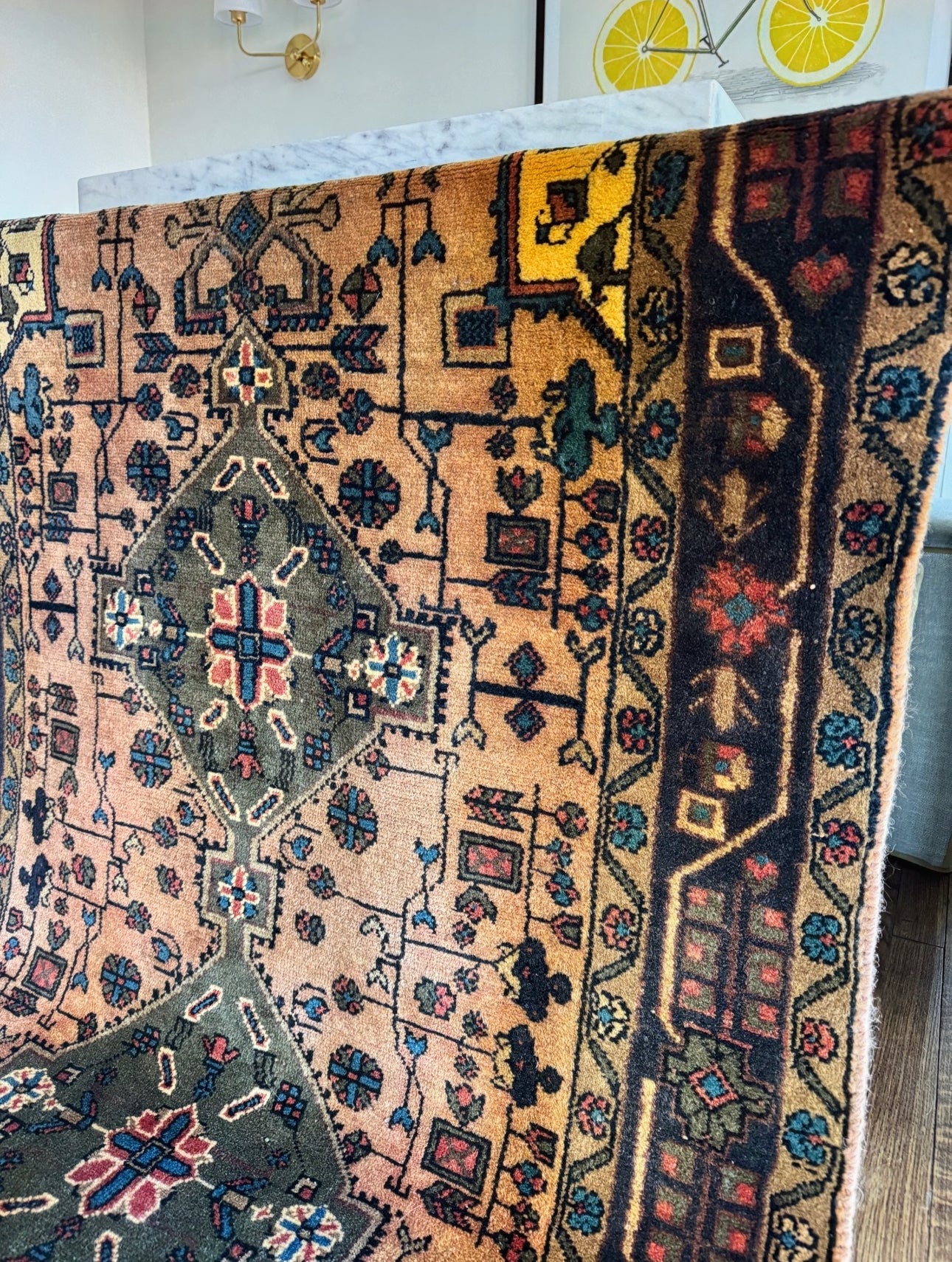 Vintage wool Anatolian rug
3’4” X 5’3