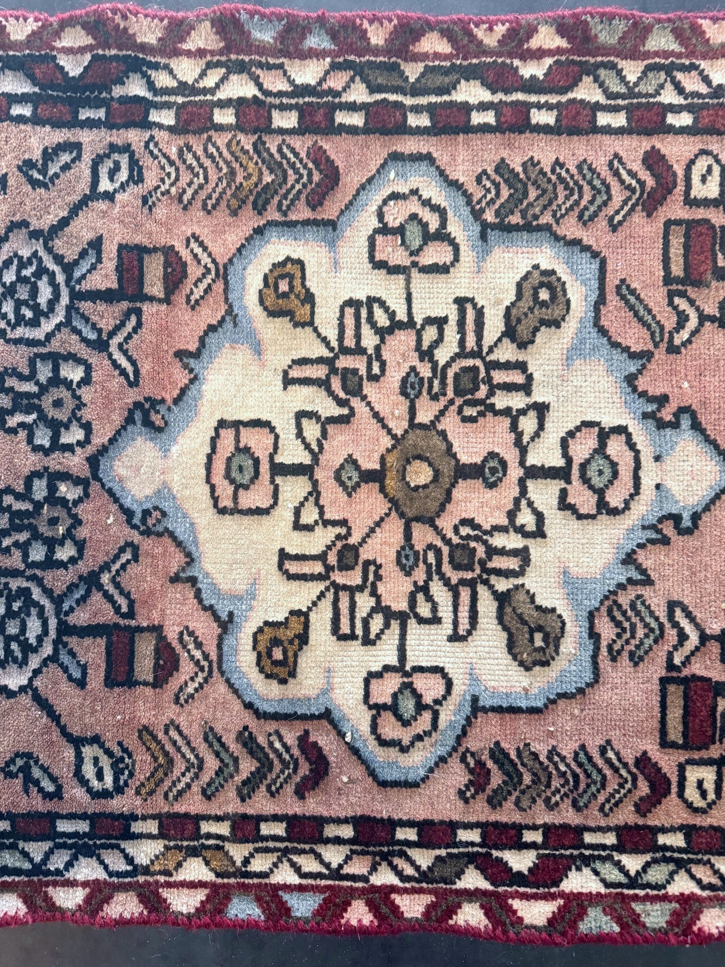 Vintage wool handmade Turkish rug ✨2ft X 3.8ft Circa 1930-1940