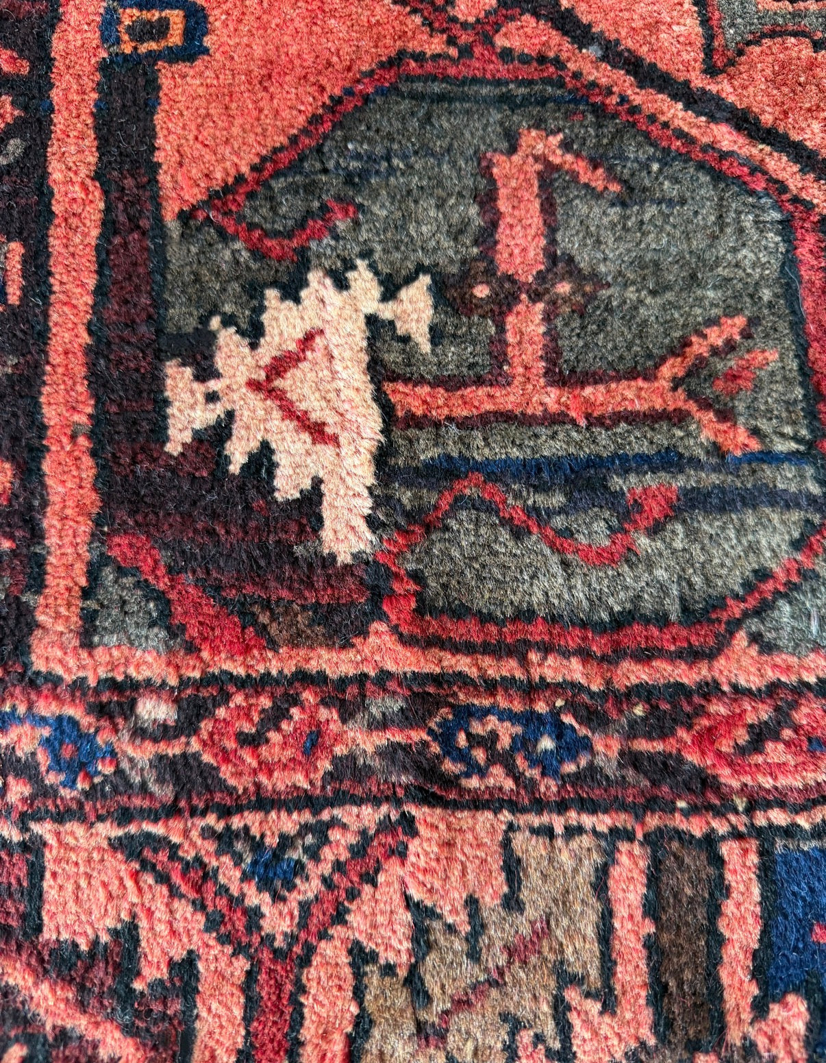 Vintage Fireglyph 3’3 x 6’4 circa 1930-1940