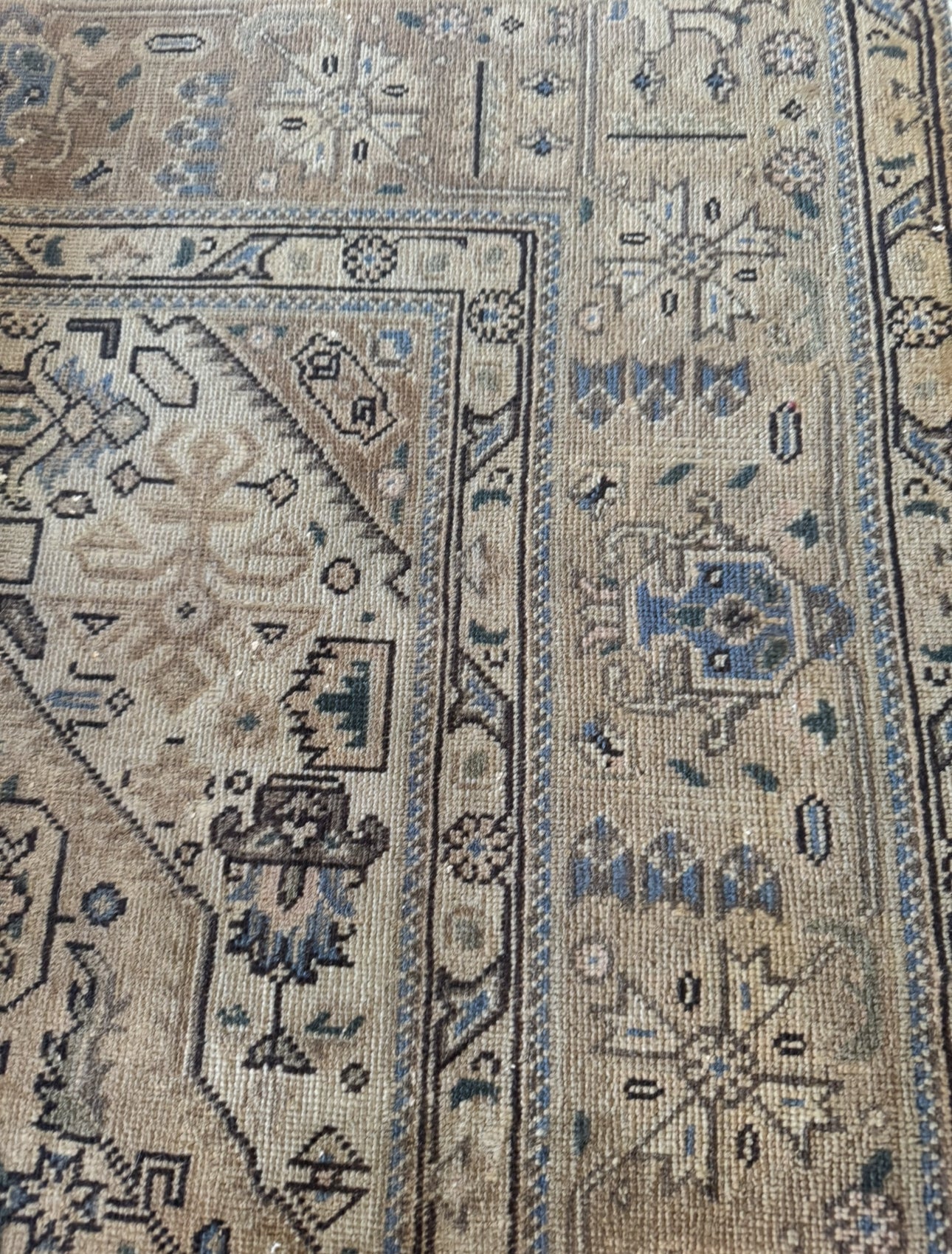 Vintage muted Anatolian rug
6’4 x 9’4