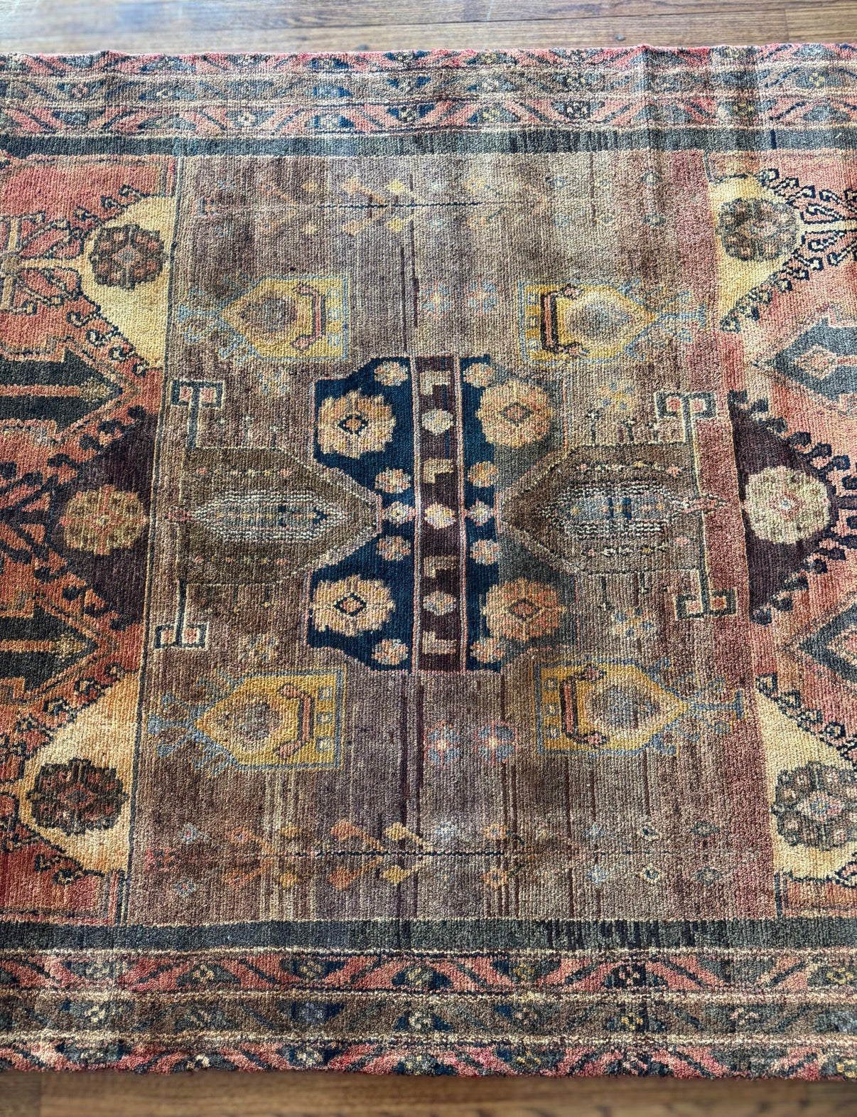 Vintage Anatolian Chronicle rug 4’10 x 9’5
