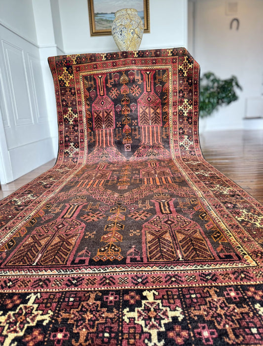 Vintage Anatolian Rug 4’2x9’6