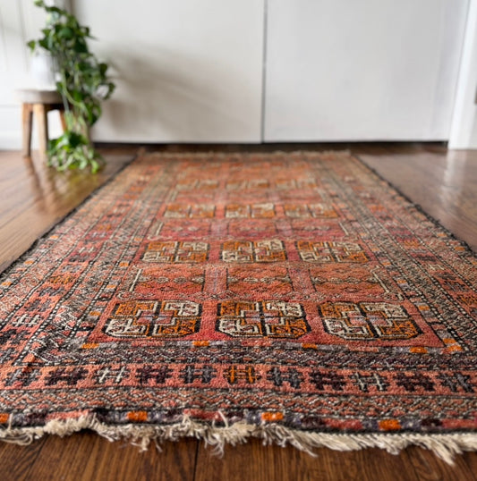 Vintage Turkoman Gül 3’4 × 6’ circa 1950-1970