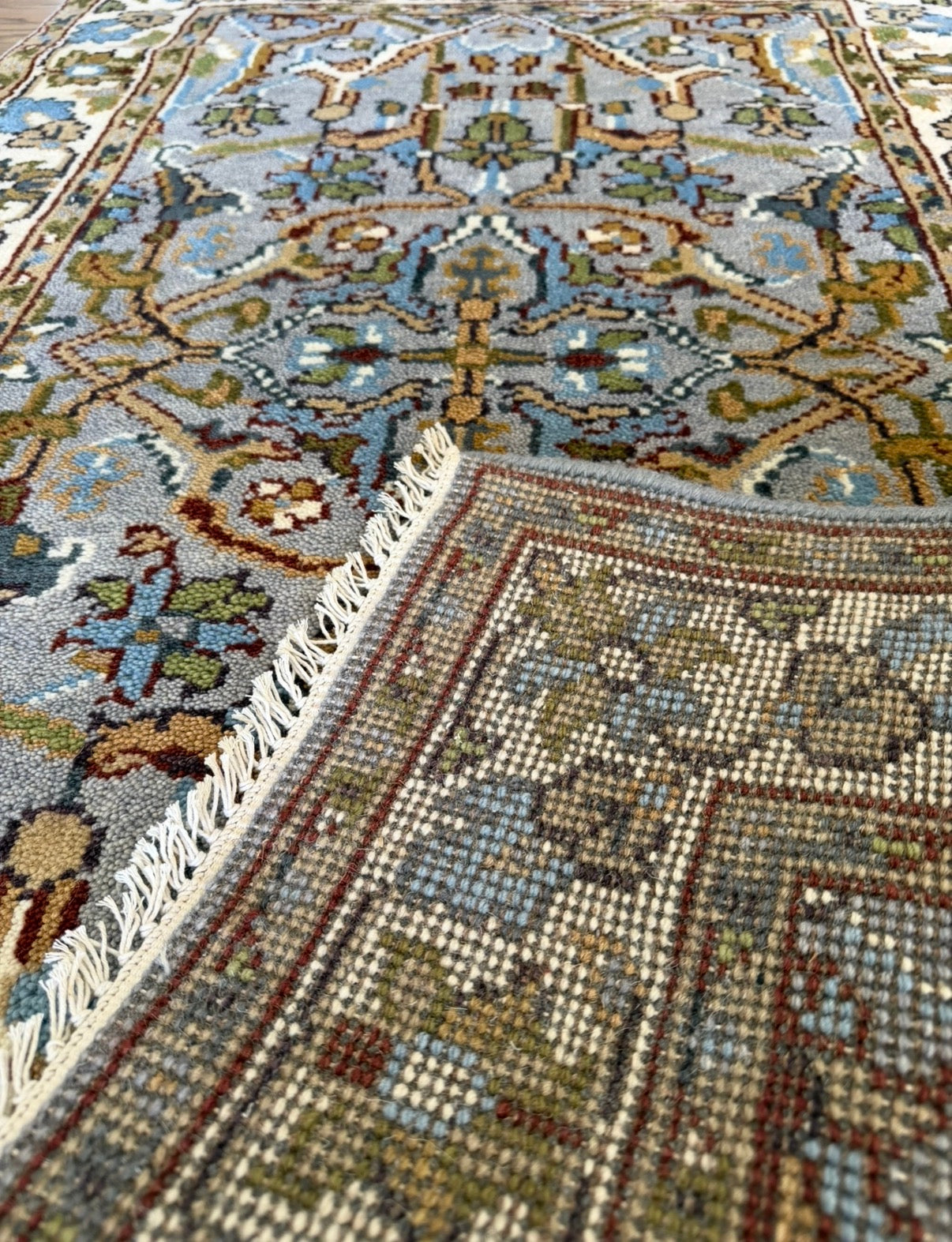 Blue Willow Persian Style Rug 3’ x 5’