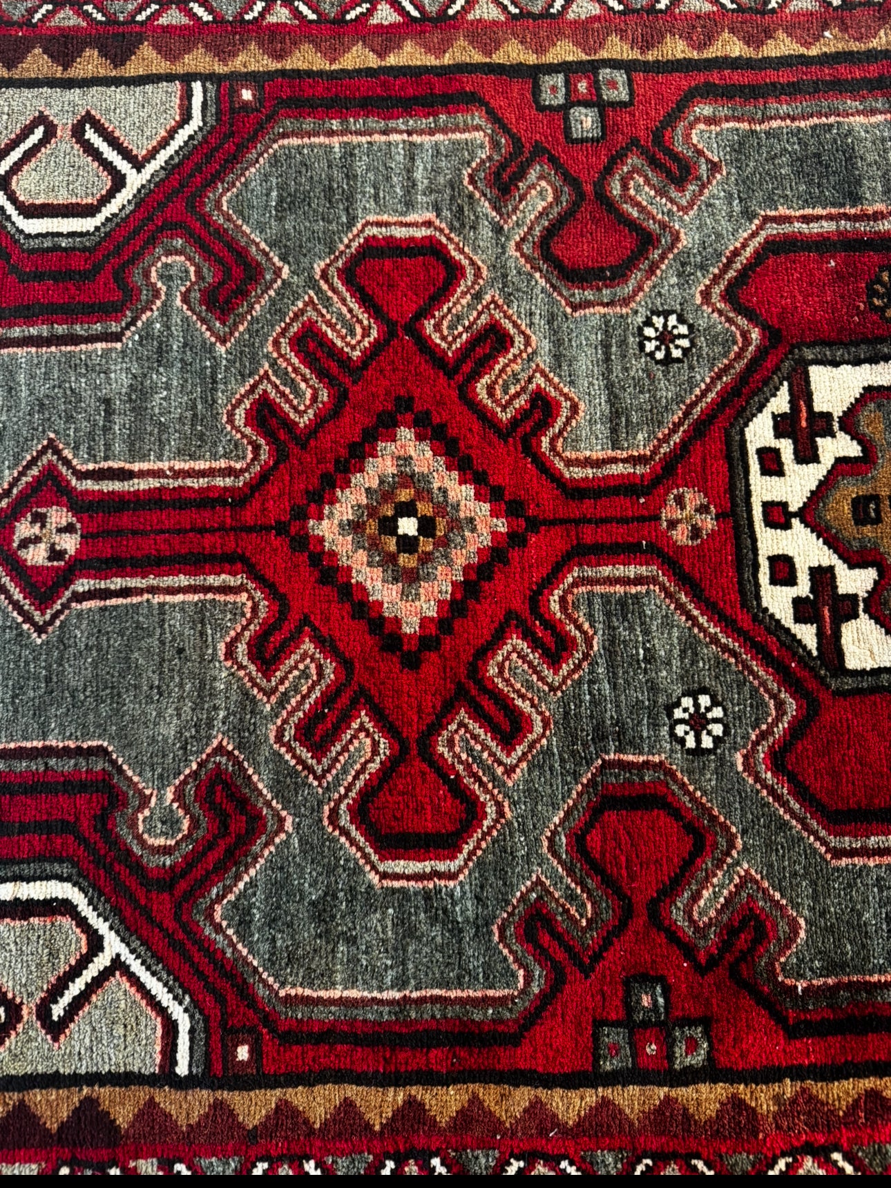 Vintage Emerald Medallion Anatolian Runner 3’7 x 9’