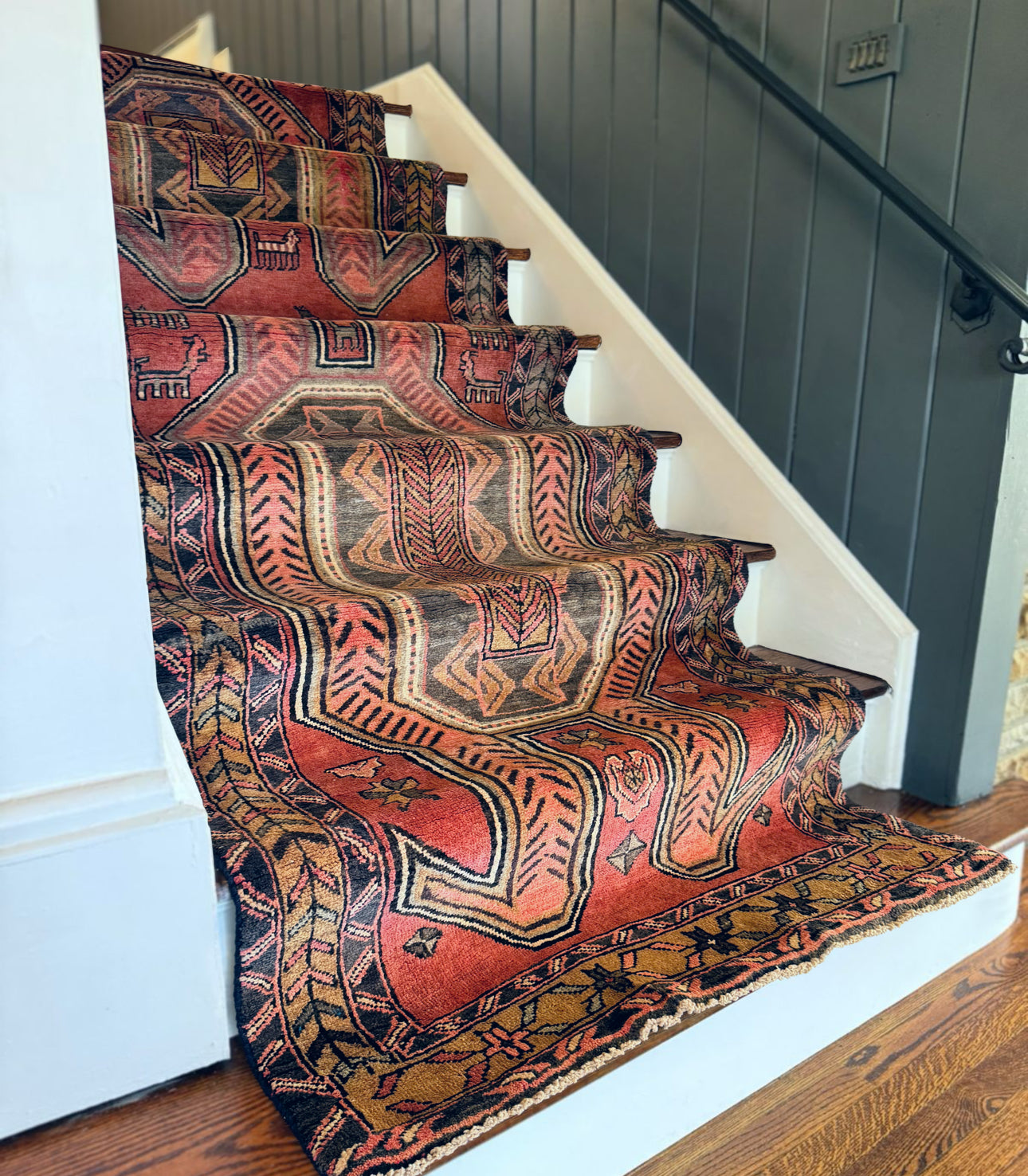 Vintage handmade Melon runner
3’8 x 11’