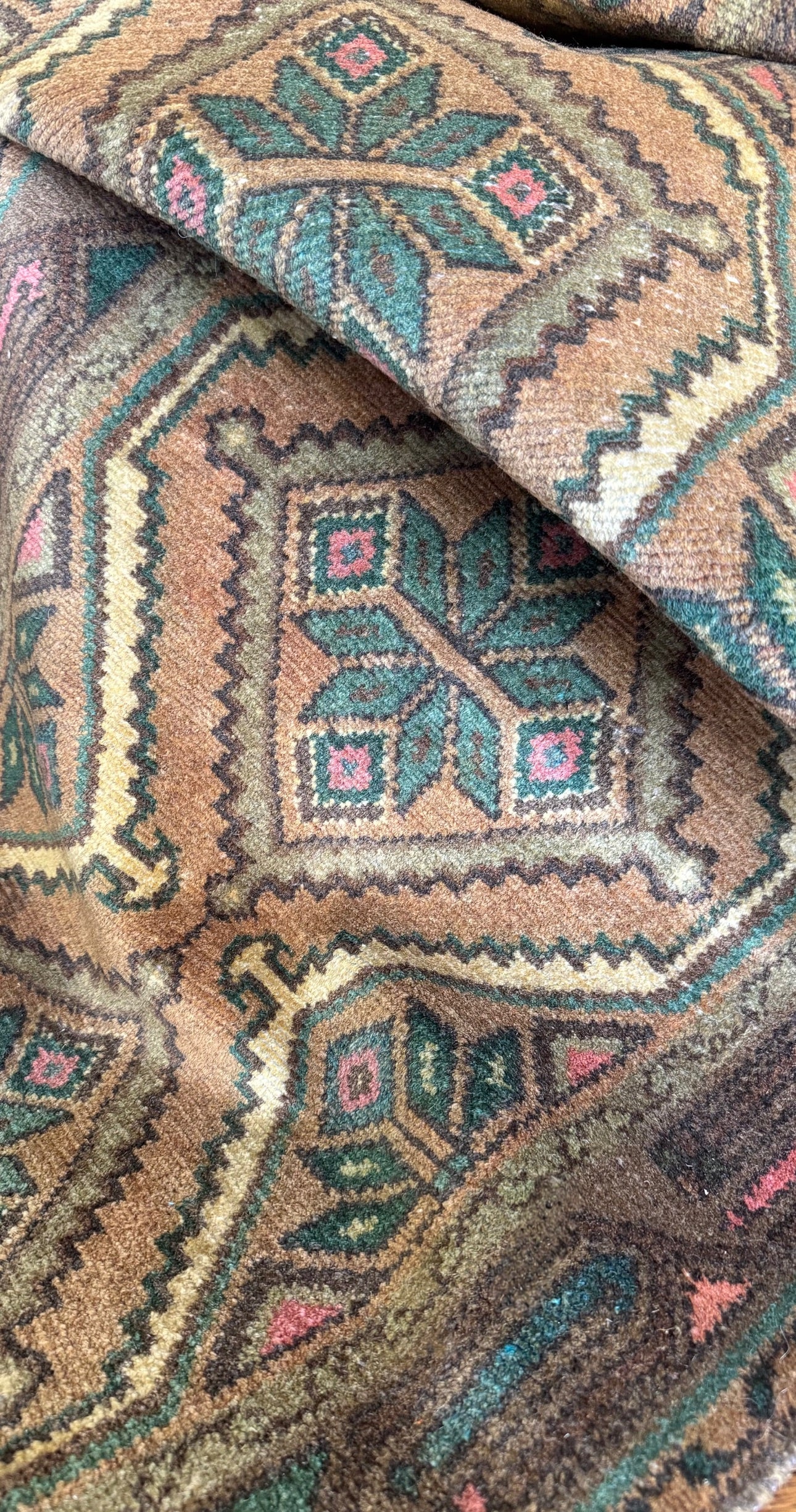 Vintage “luck of the Irish” Turkish runner 2’7 x 9’6