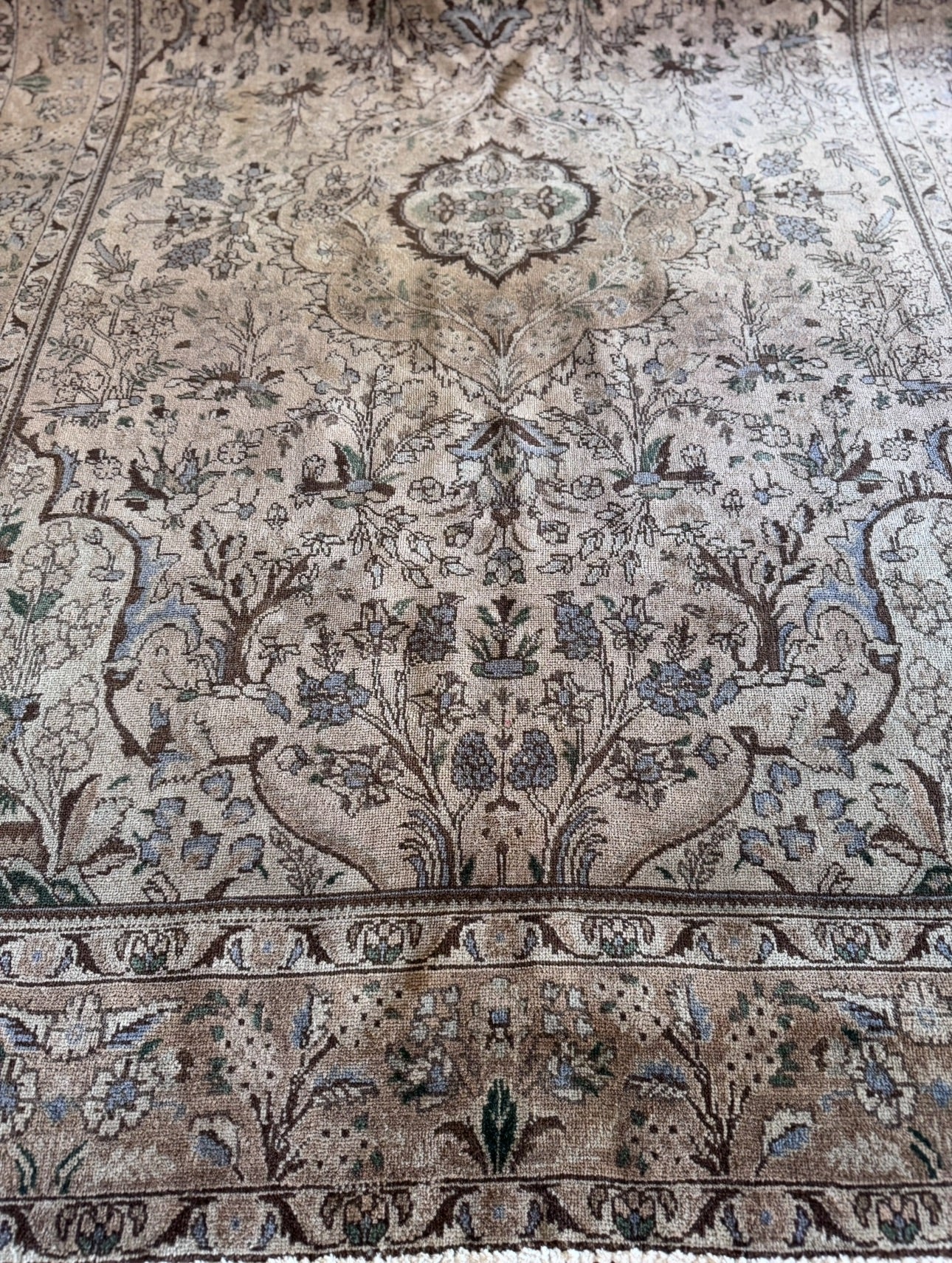 Vintage Anatolian oushak 6’4 x 9’3