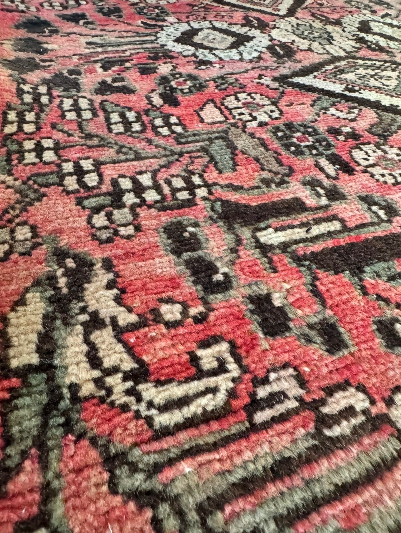 Vintage Anatolian Flora runner 3’ x 9’ 4