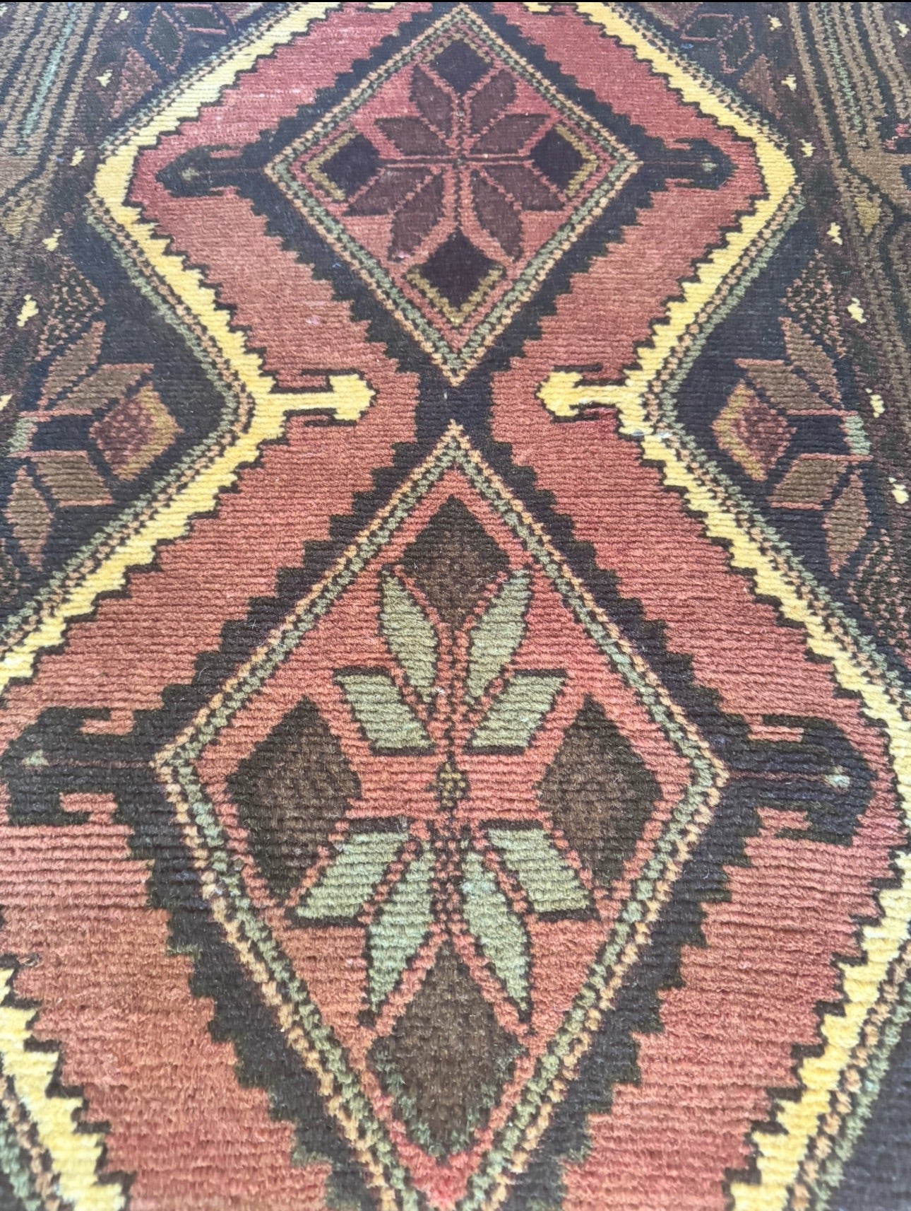 Vintage Turkish Prisma Runner
2’5 x 9’4