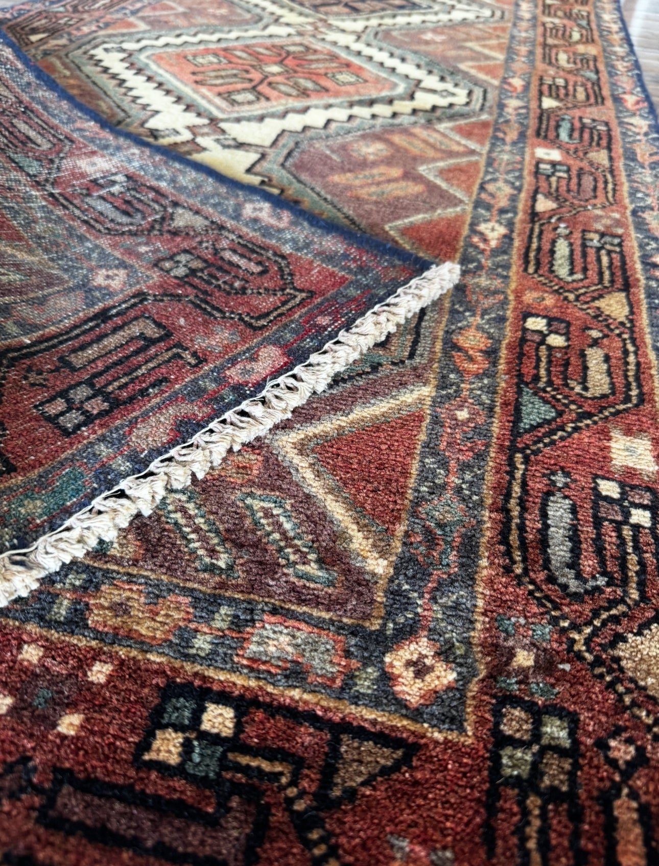 Lightning Chain Heriz-Karaja 2’8 x 9’6 (circa 1940-1955)