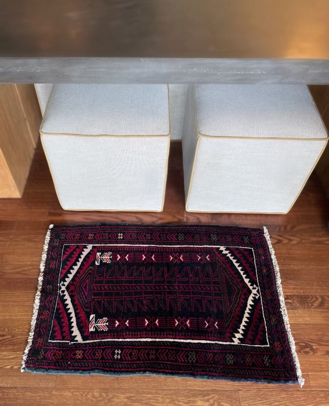 Vintage, Veg Dye, Hand knotted Turkish rug 2’ 1” X 3’ 2”