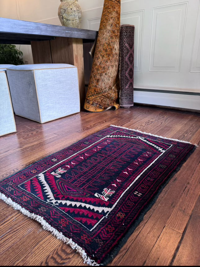 Vintage, Veg Dye, Hand knotted Turkish rug 2’ 1” X 3’ 2”
