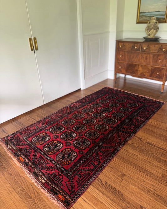 Vintage Vintage Oxblood Gül Rug 4’x 7’4 circa