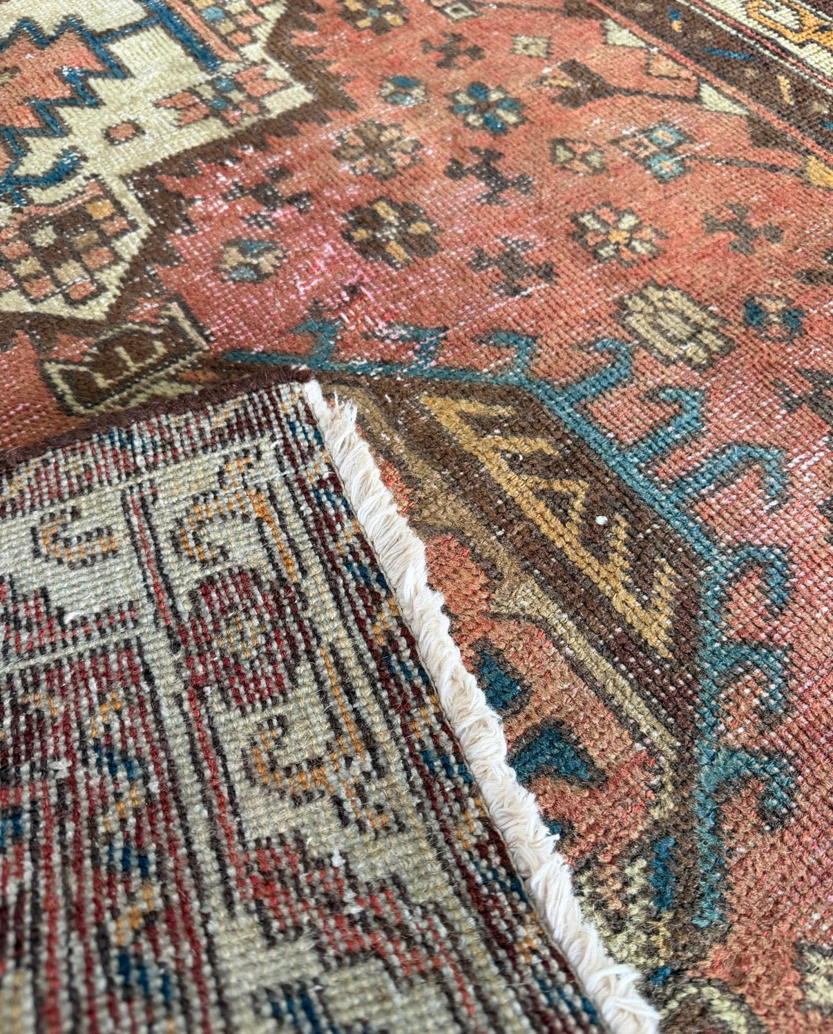 Vintage SAFFRON GARDEN 3’9 x 5’6 circa 1950-1960