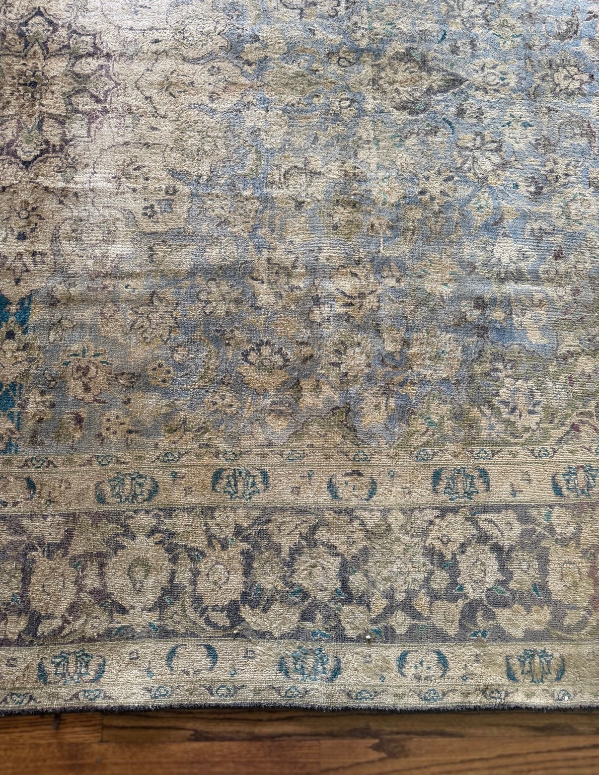 Vintage Celeste Rug 8’5 x 12’5 circa 1940-1950