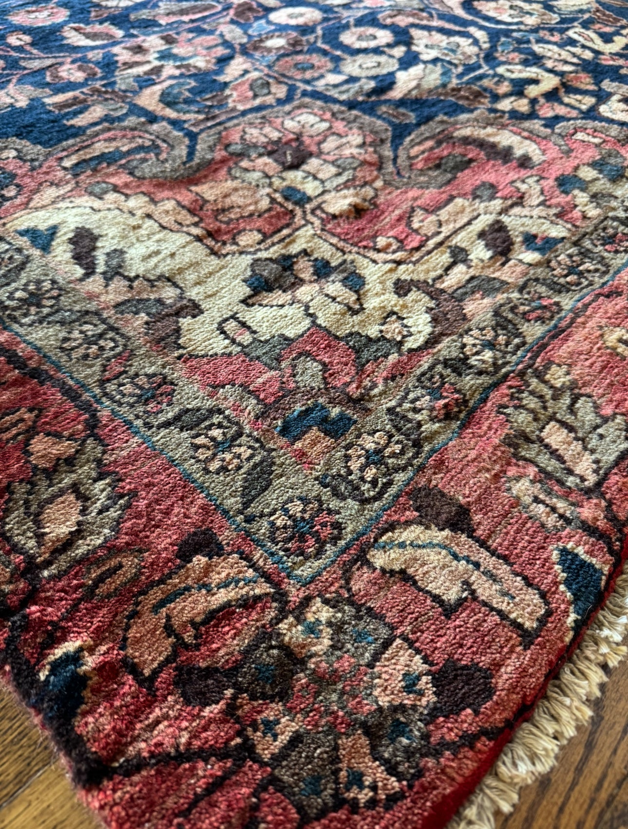 Antique Indigo Garden Mahal  5’4 x 10’4 c. 1900–1930