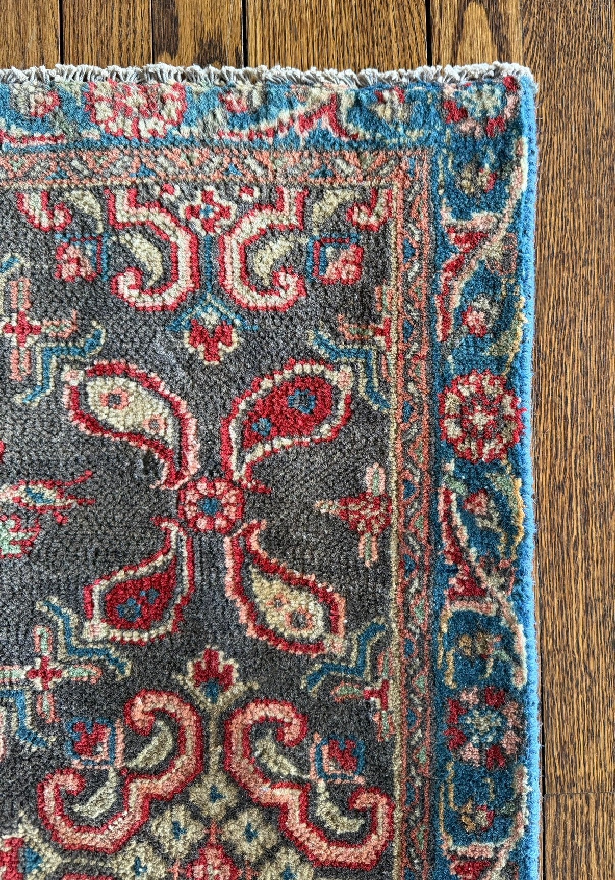 Vintage Iron Garden Malayer 4’ x 6’5 circa 1940-1950