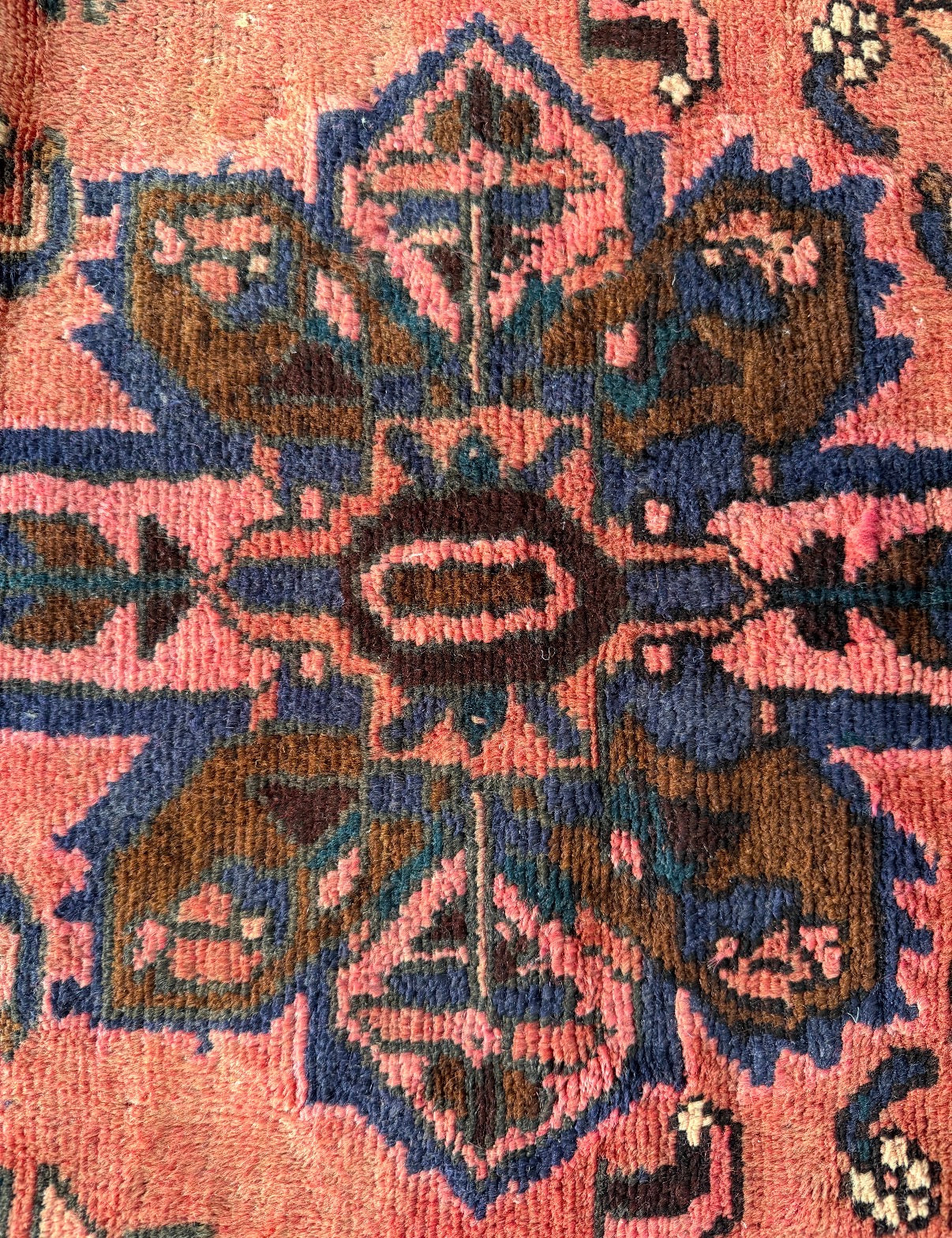 Vintage Wild Orchid 3’5 x 6’4 circa 1940-1960