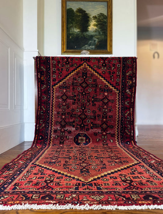 Vintage Heritage Ruby Medallion Hamadan - 3’5″ × 6’7″