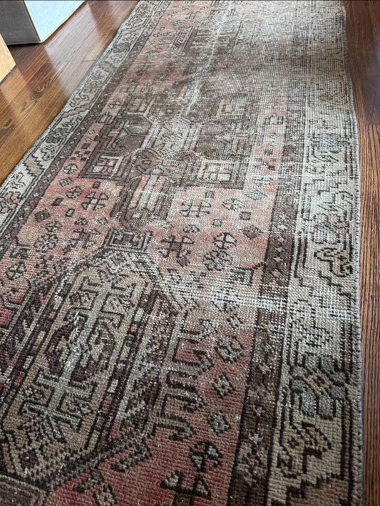 Vintage handmade Turkish Runner
2’ 11” X 10’ 3”