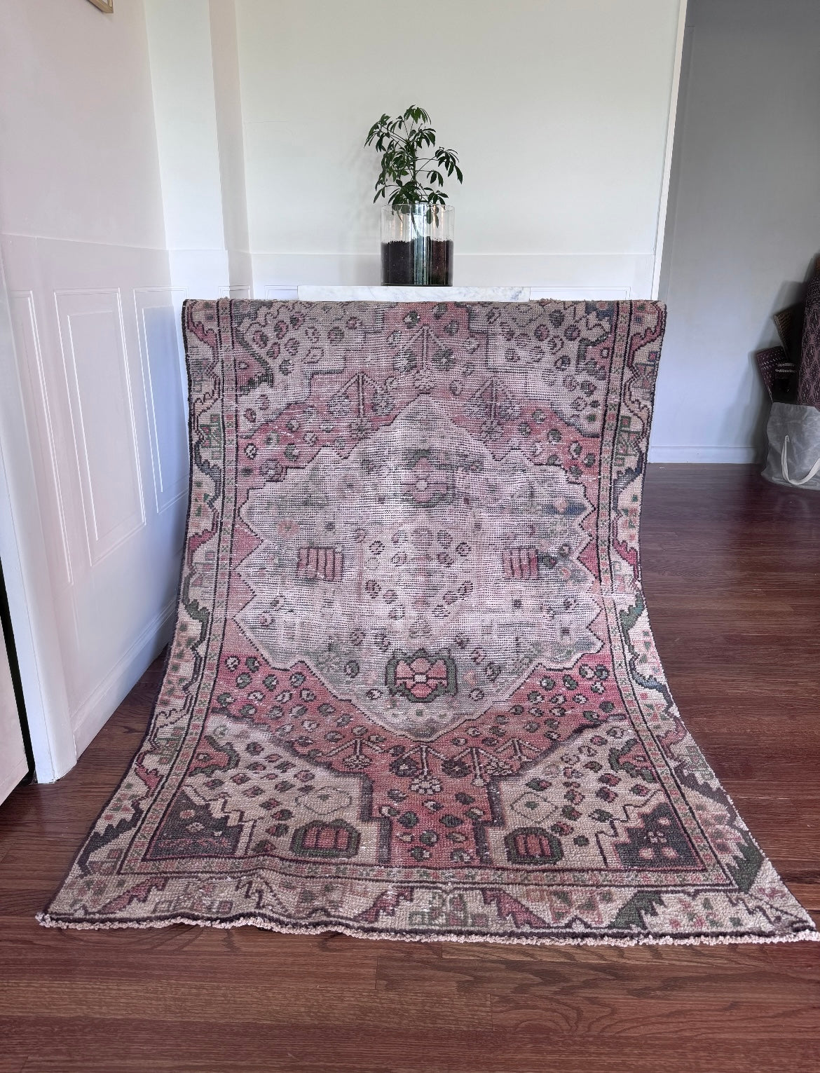 Vintage, Veg Dye, Hand knotted Turkish rug 4’ X 6’ 1”