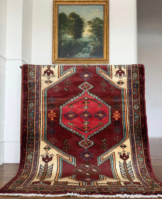 Vintage Red Talon 3’5 x 5’ circa 1910–1930