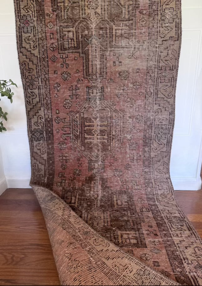 Vintage handmade Turkish Runner
2’ 11” X 10’ 3”