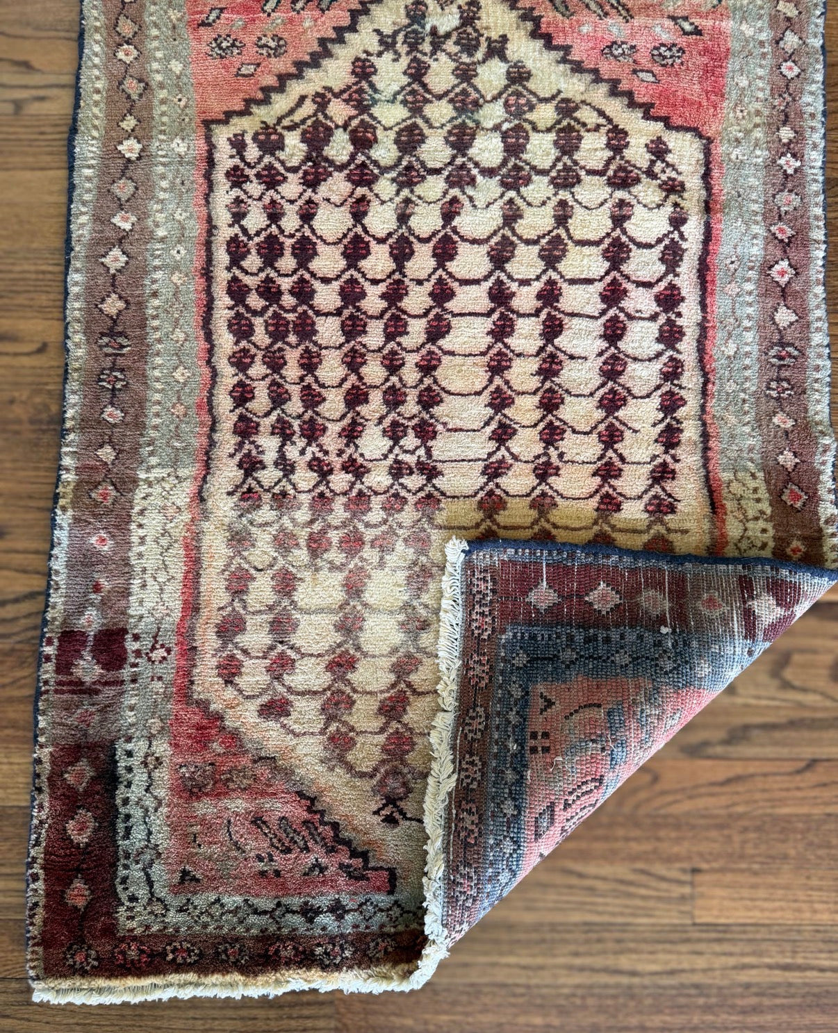Vintage Desert Sorbet 3’1 x 4’2 circa 1950-1960