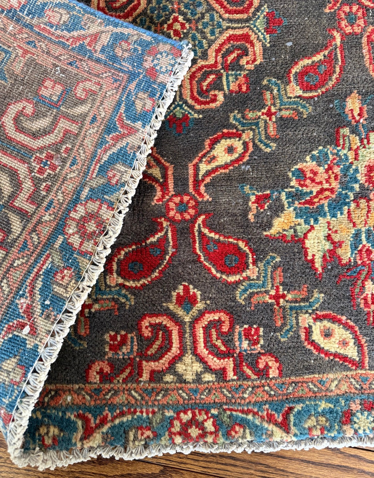 Vintage Iron Garden Malayer 4’ x 6’5 circa 1940-1950