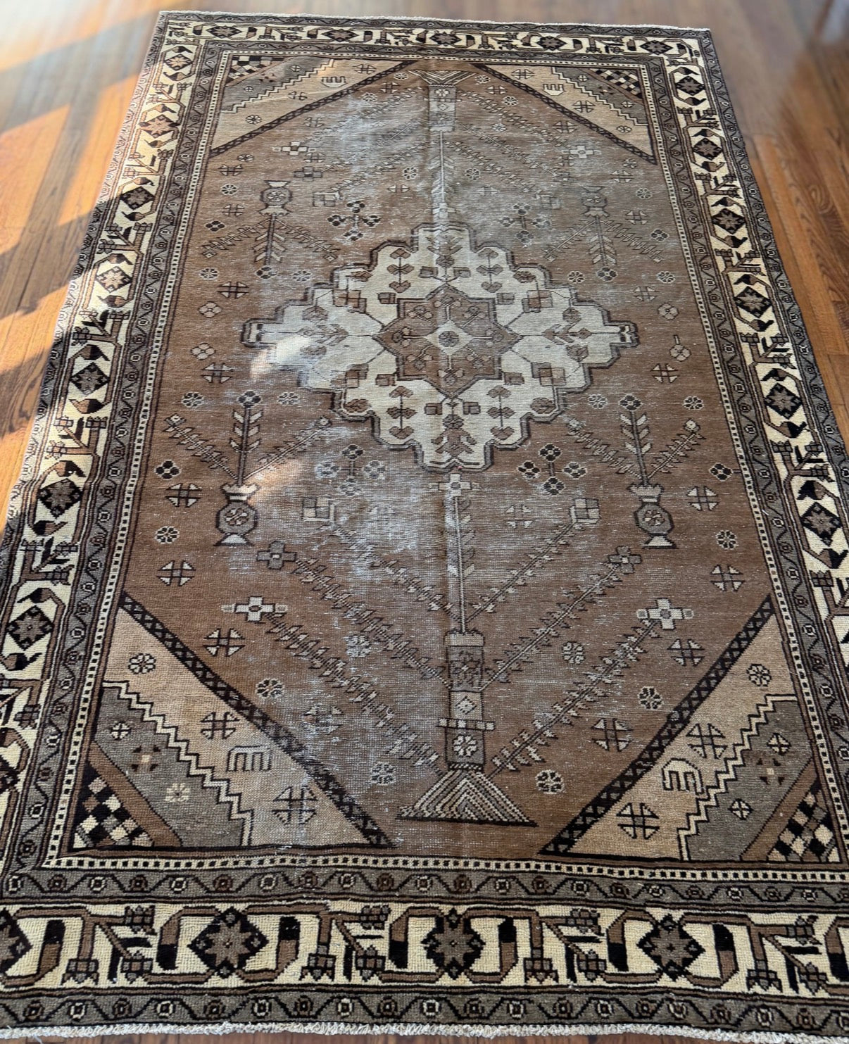 Vintage Salt & Ash 6’2 x 10’ Circa 1950-1960