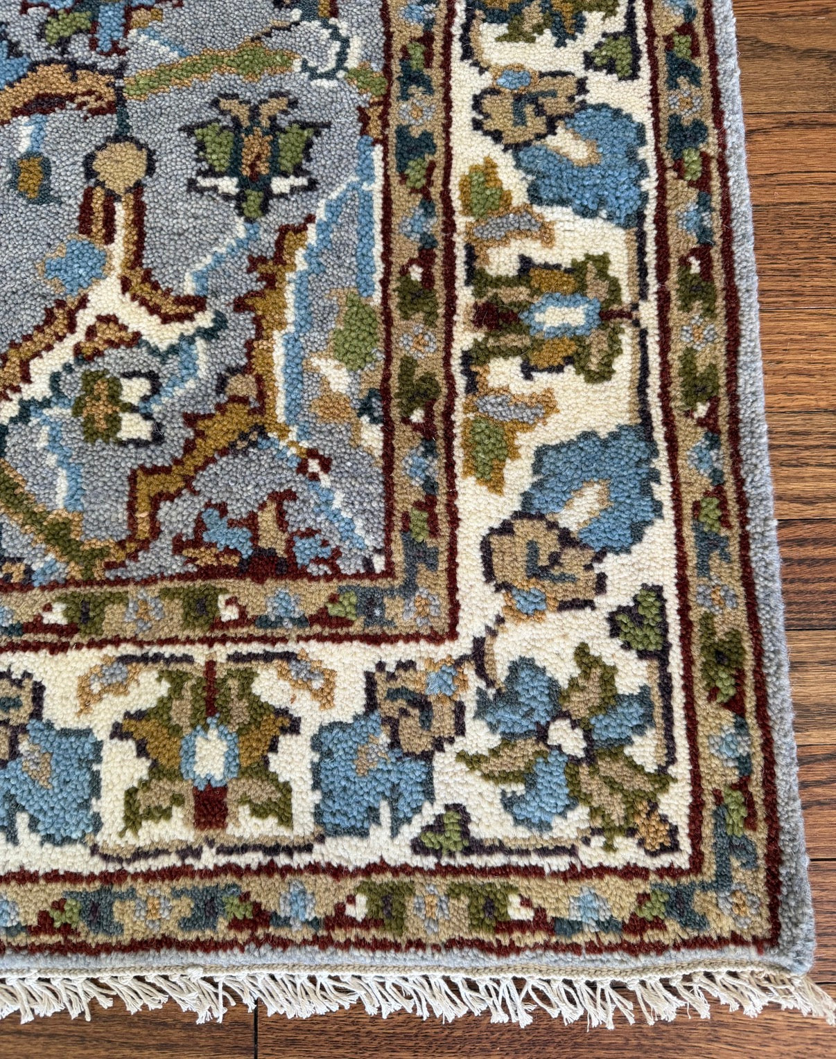 Blue Willow Persian Style Rug 3’ x 5’