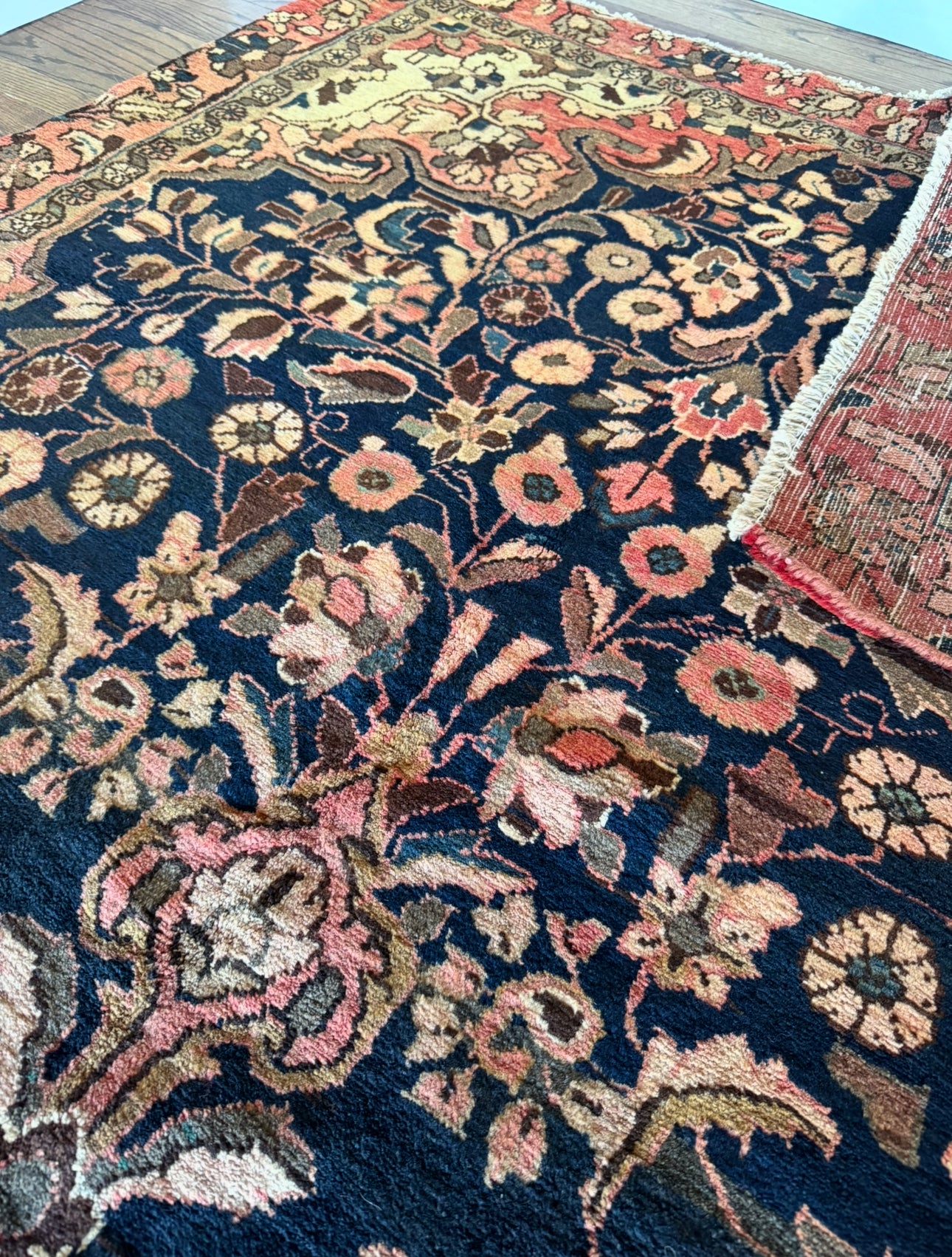 Antique Indigo Garden Mahal  5’4 x 10’4 c. 1900–1930