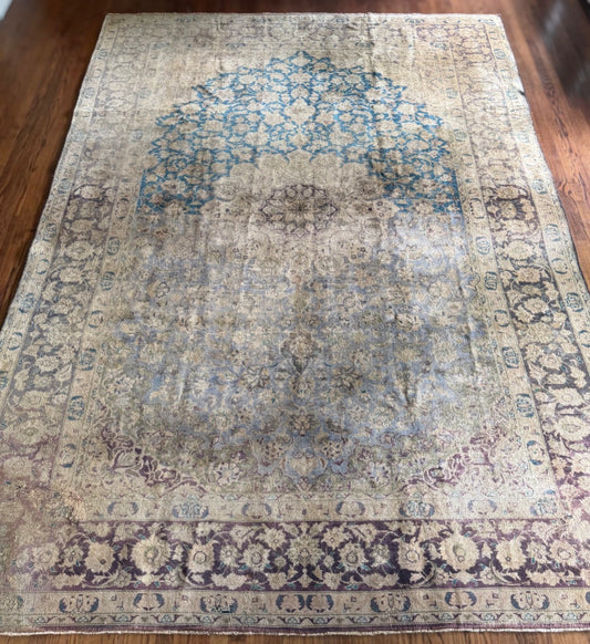 Vintage Celeste Rug 8’5 x 12’5 circa 1940-1950