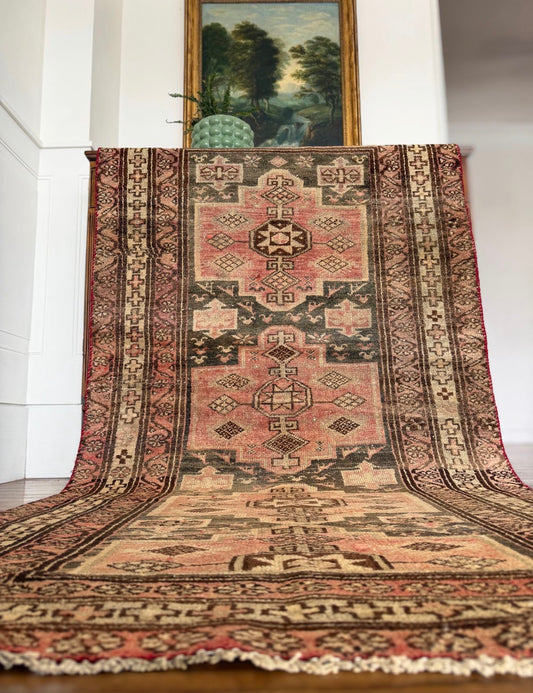 Vintage Blush Keepsake 3’4 x 5’3 circa 1940-1960