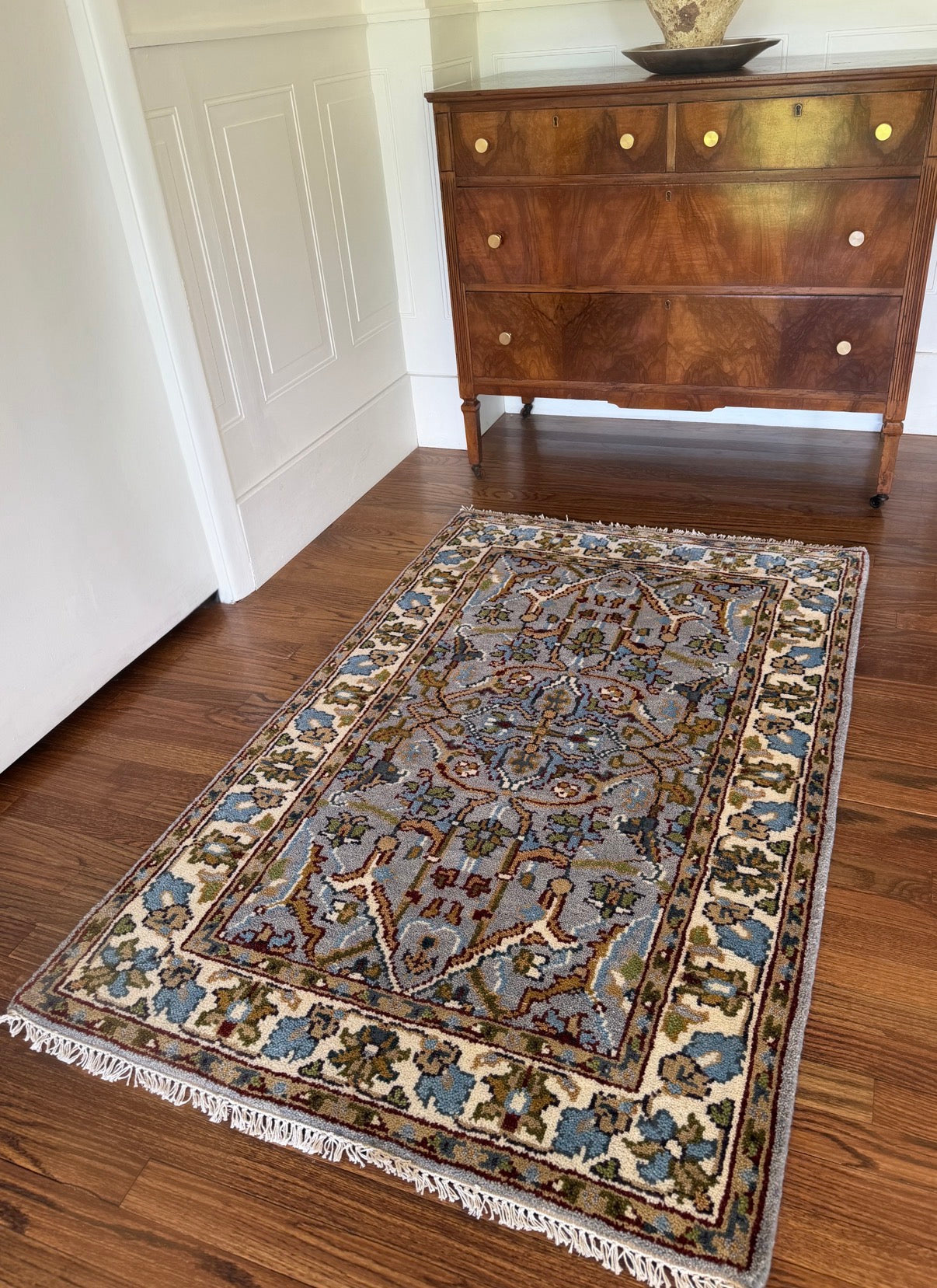 Blue Willow Persian Style Rug 3’ x 5’
