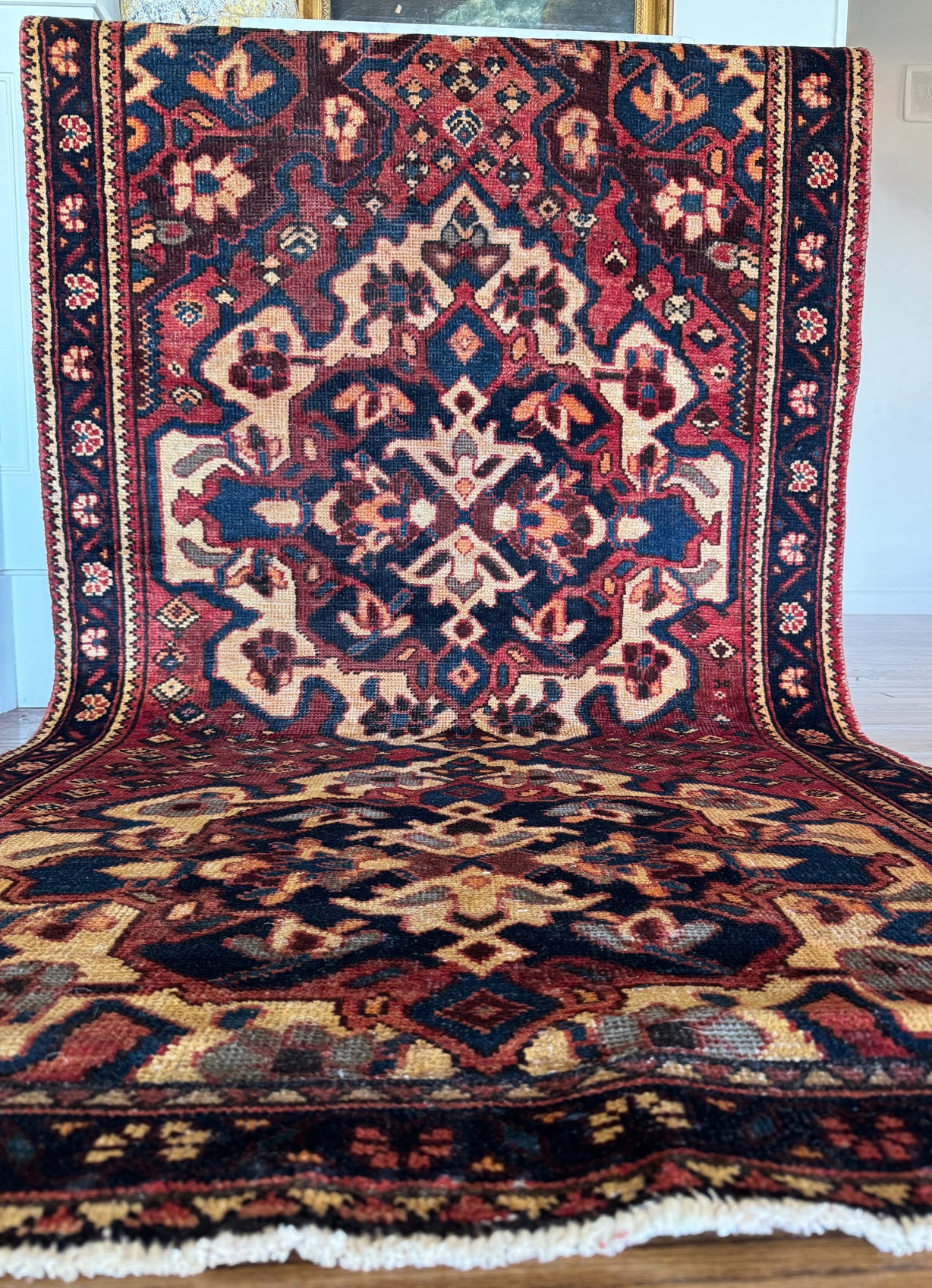 Vintage Burnt Fig Medallion  rug 3’6 x 6’6 circa 1935-45