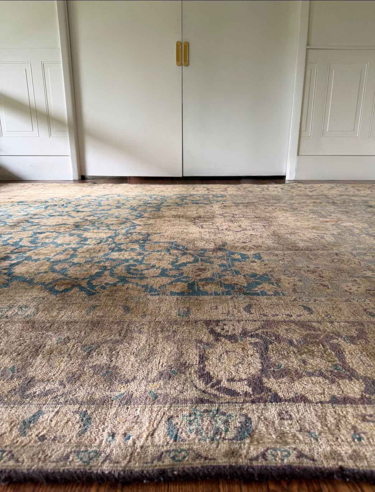 Vintage Celeste Rug 8’5 x 12’5 circa 1940-1950