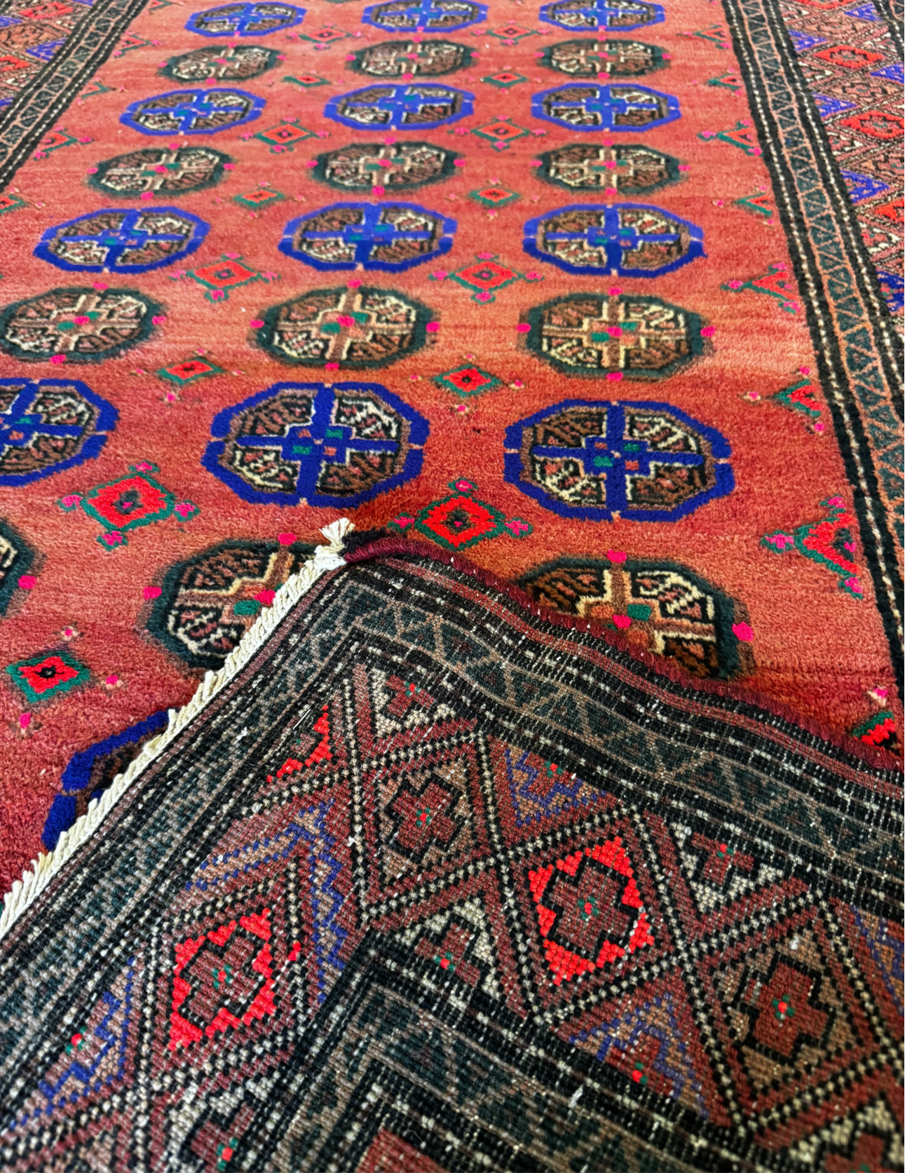 Vintage Electric Tekke Rug
3’10 x 7’5