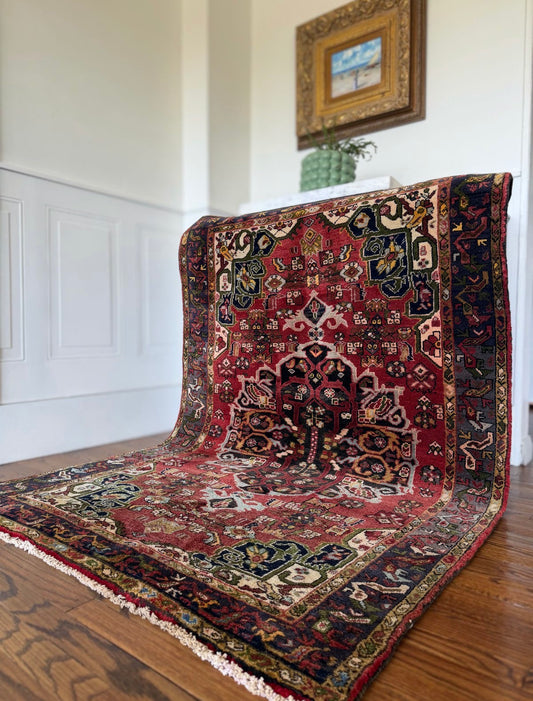 Vintage Crimson Relic Heriz 4’2 x 6’2 circa 1920-1940