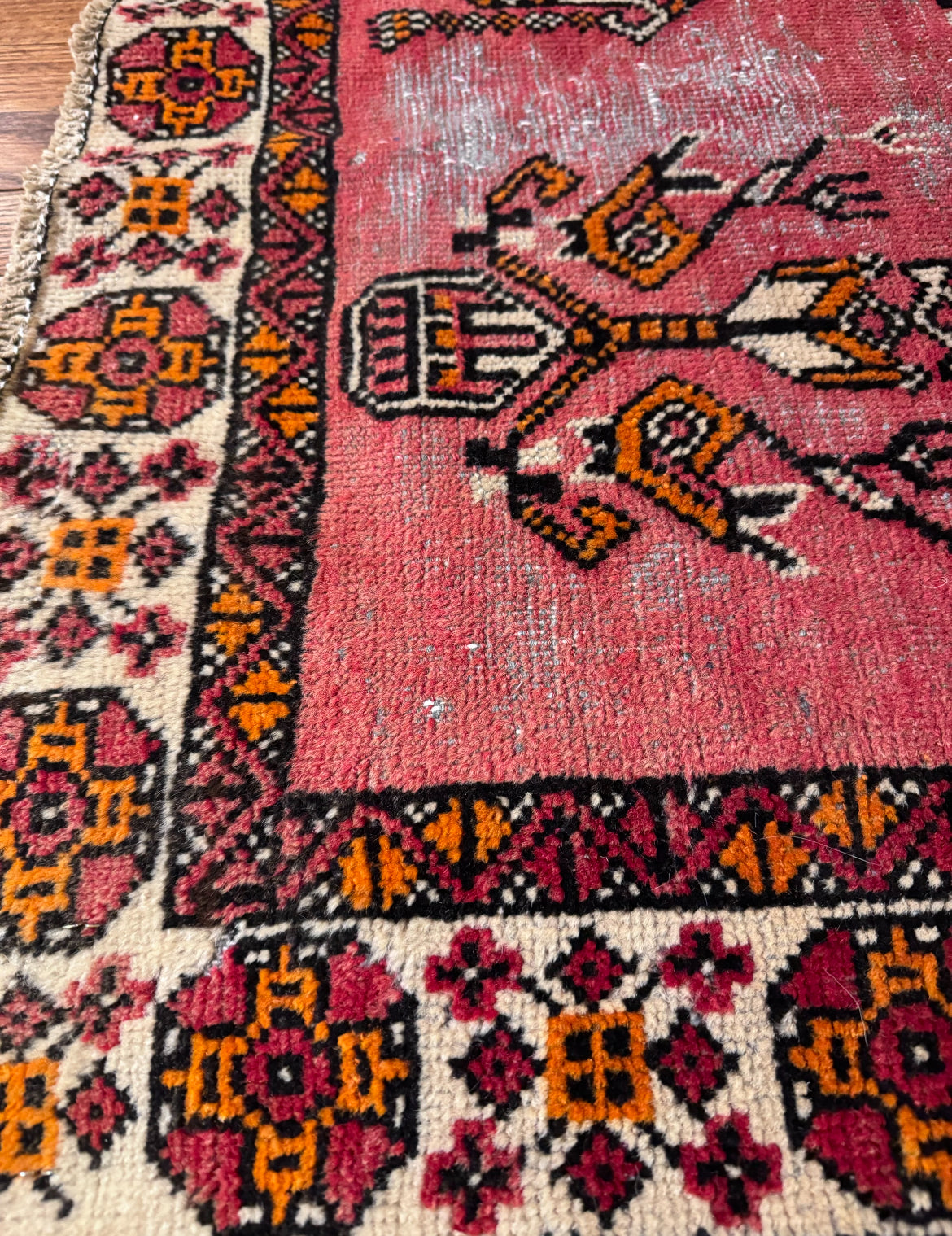 Vintage Anatolian handmade wool runner  3’ X 9’ 6