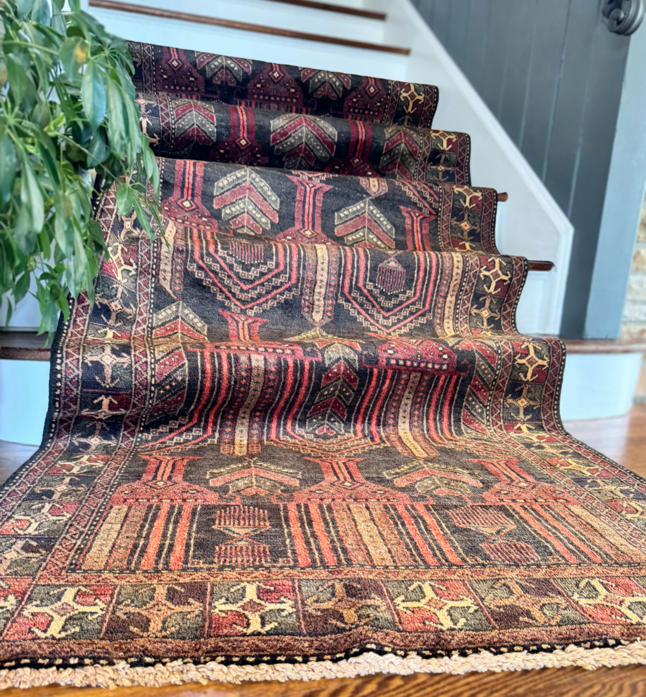 Vintage Turkish Rug 3’10x9’9