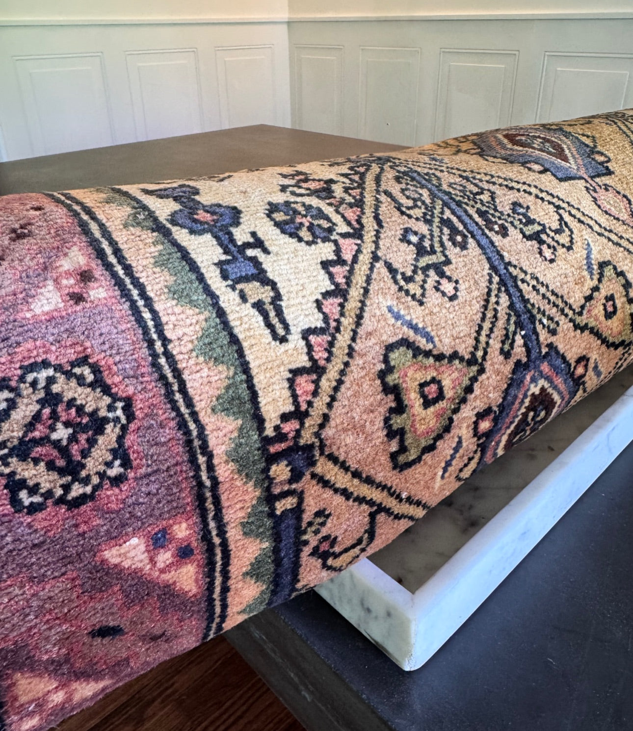 Vintage Medallion Turkish runner
2’10 x 10’4