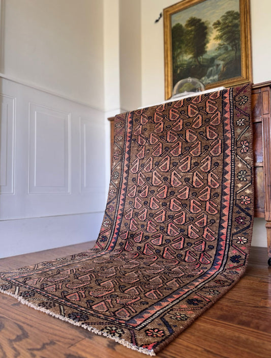 Vintage Earth & Blush Baluch Runner – 3’ × 6’1” (Circa 1940–1960)