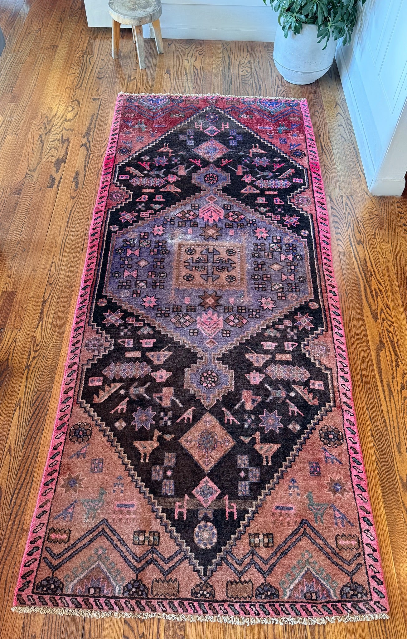 Vintage handmade Turkish rug 
✨3.7ft X 8.4ft