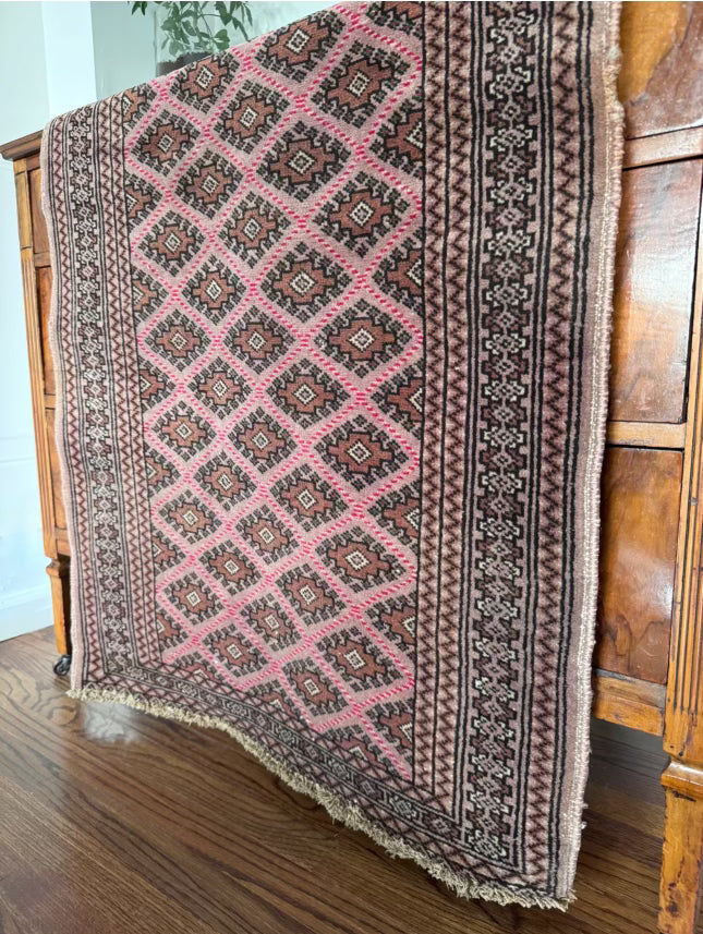 Vintage Anatolian rug 2’ 8” X 3’ 7”