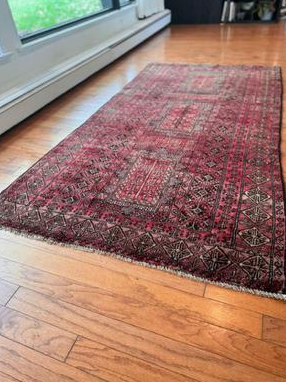 Vintage Wool Rug (4.2 x 7.9 ft)